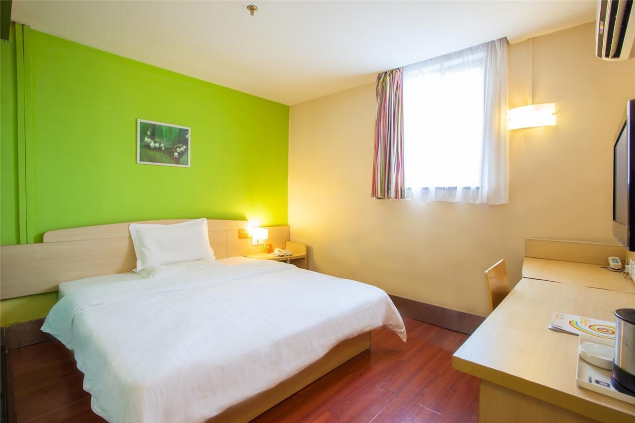 7Days Inn Zhongshan Li He Square Eksteriør billede